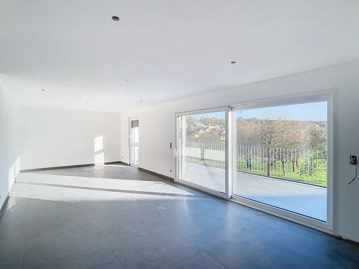 3.5 Room Apartment - Photo 9 of 13