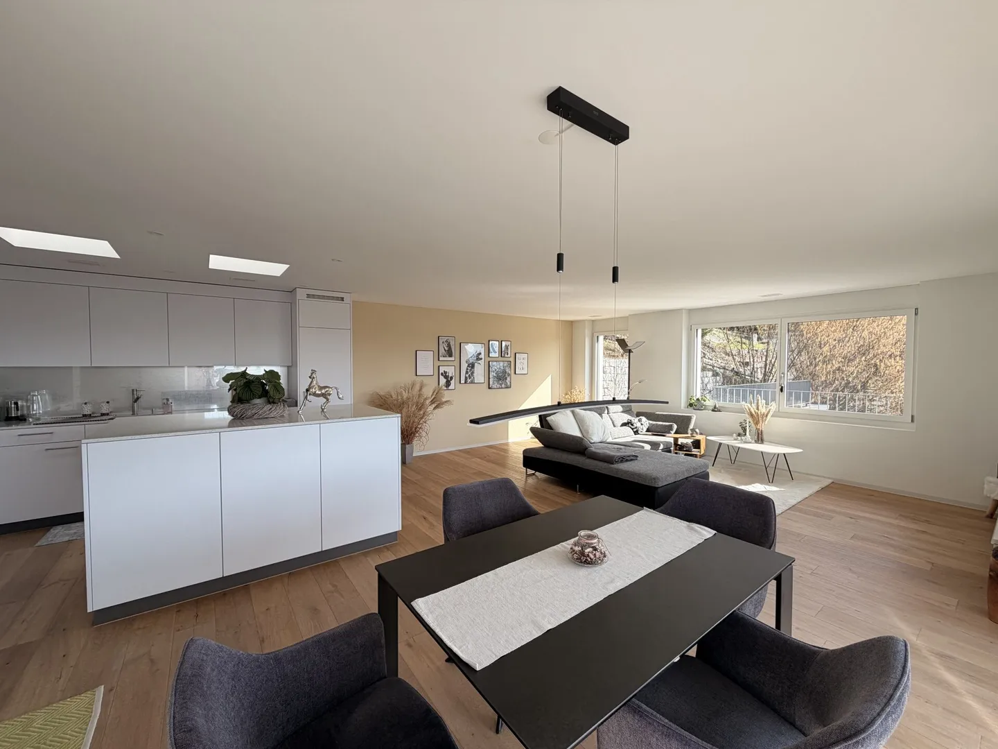 Belle appartement en terrasse en attique à louer dans un emplacement central mais verdoyant - Photo 4 sur 12