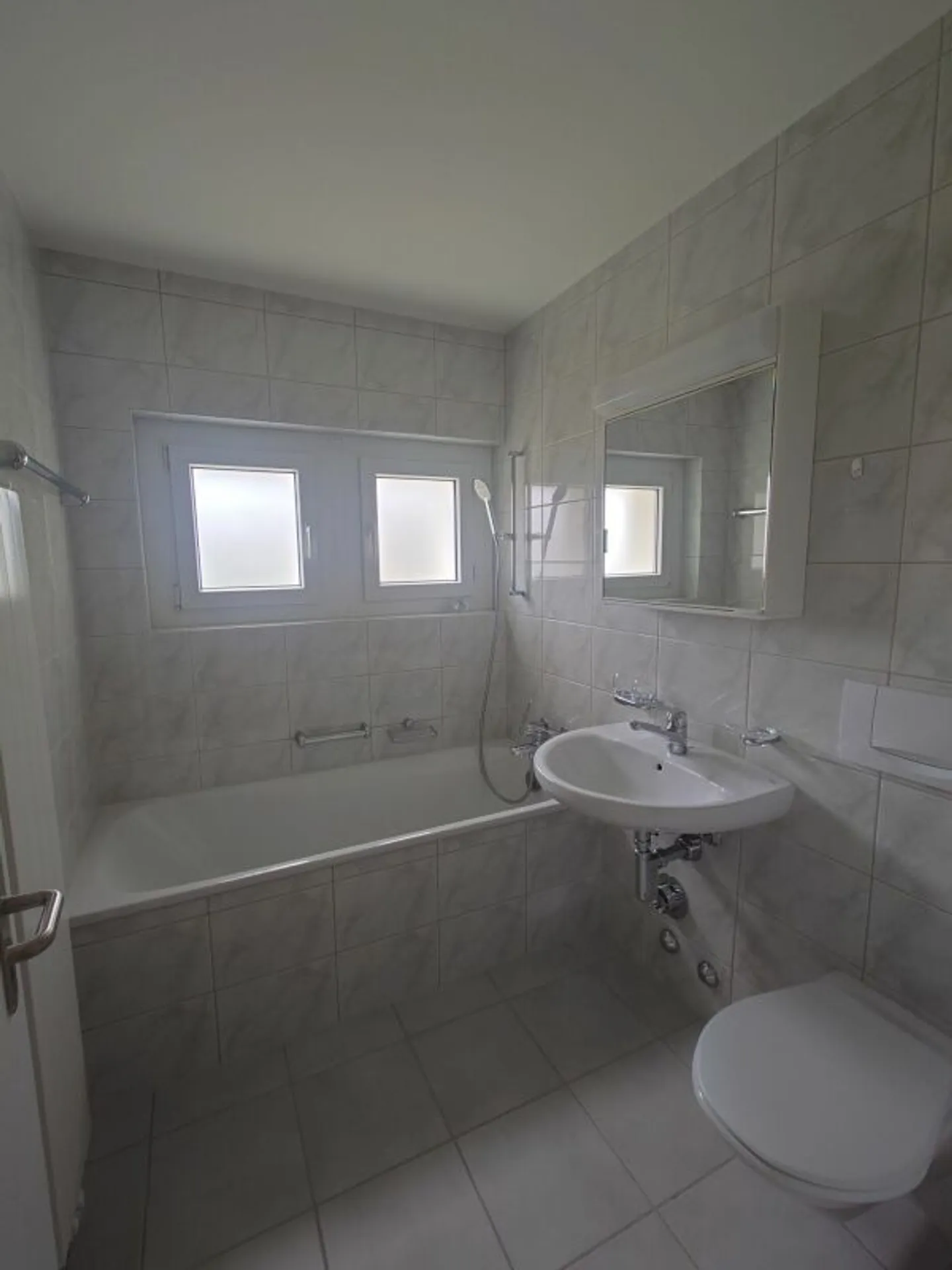 Spacious 4.5-room apartment - Photo 8 of 10