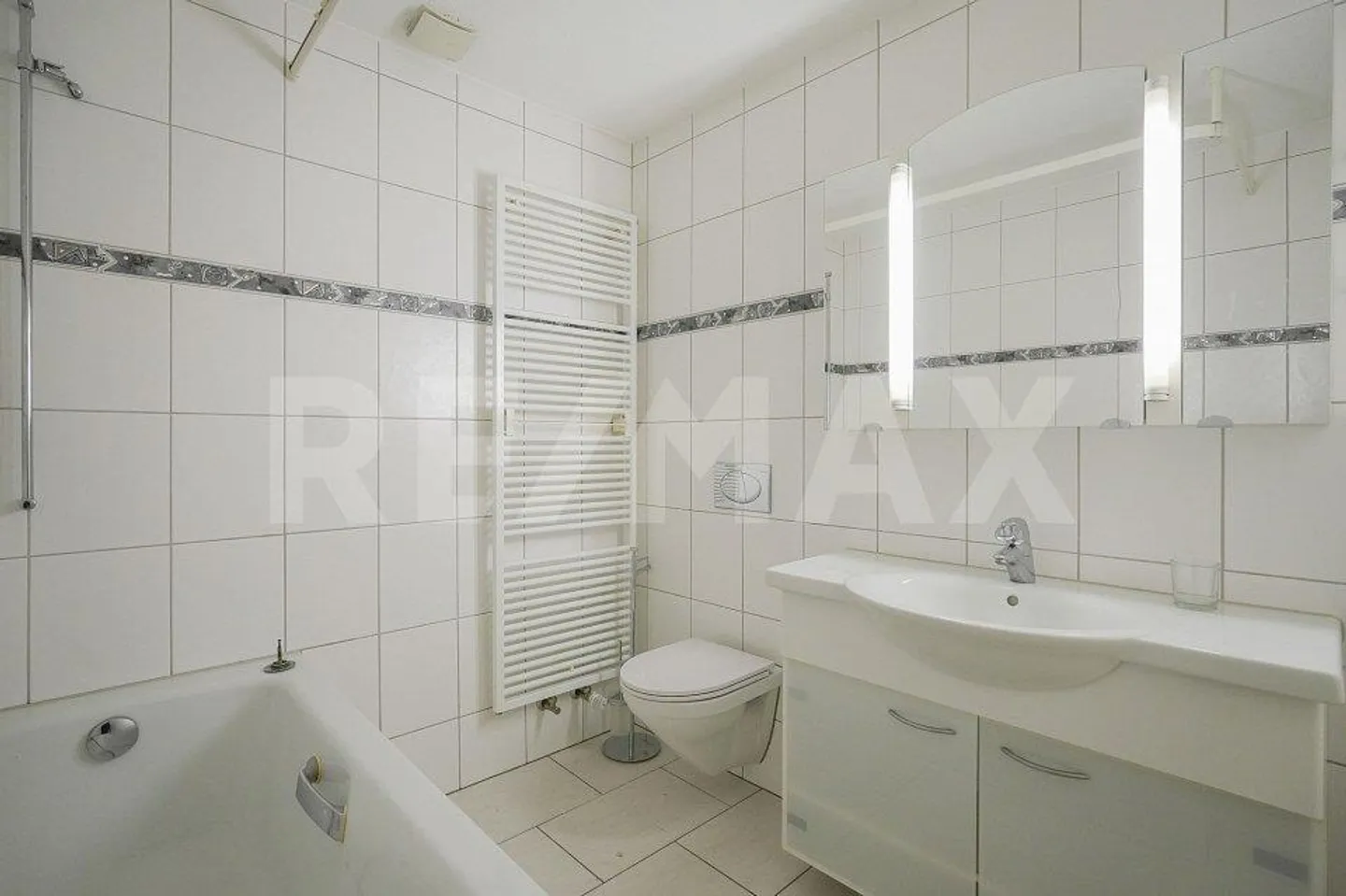 Mitten in Frick: 3.5 Zimmer-Wohnung mit herrlicher Dachterrasse - Foto 6 von 10