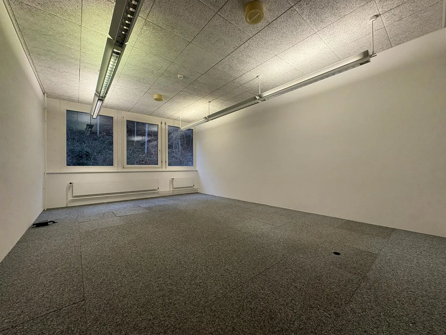 Spazi per uffici - climatizzati - con pavimenti sopraelevati - Foto 2 di 11