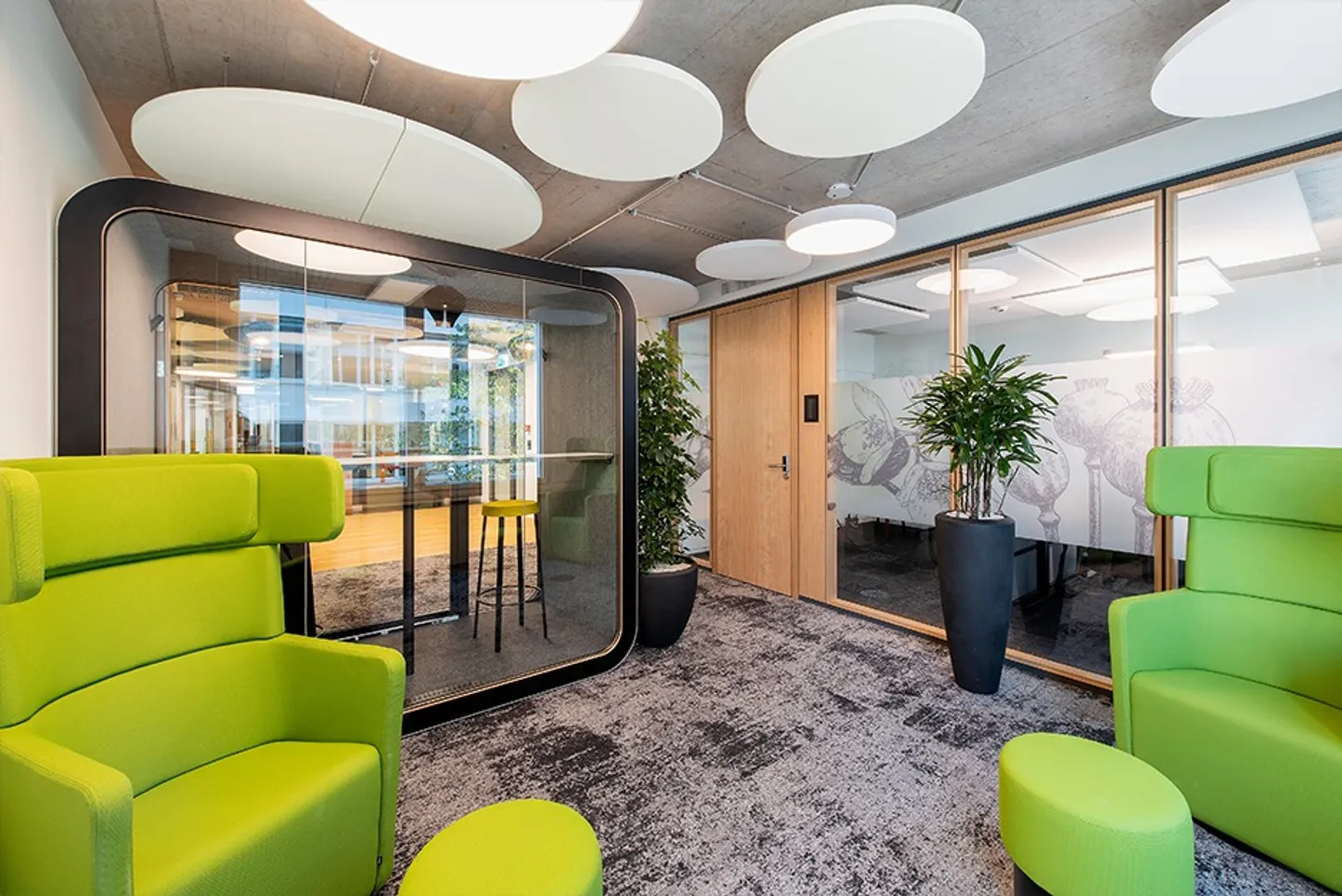 Accesso tutto incluso agli spazi di coworking in Regus Spoom Glattpark - Foto 1 di 5