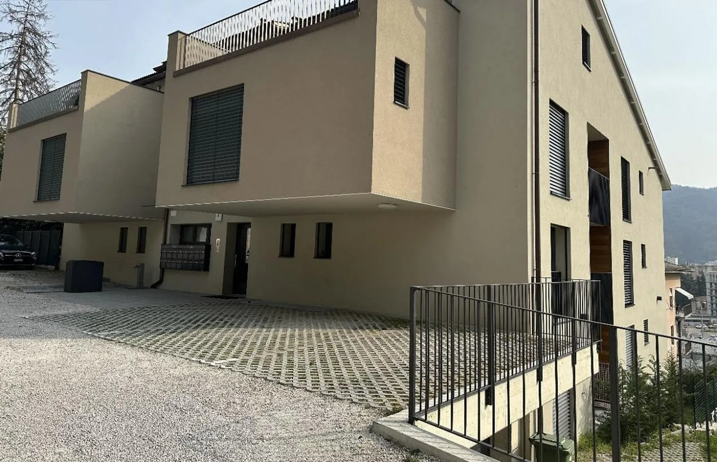 MODERNO APPARTAMENTO 3.5 LOCALI CON AMPIA TERRAZZA - Foto 7 di 7