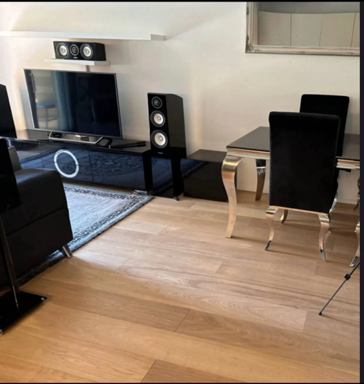 MODERNO APPARTAMENTO 3.5 LOCALI CON AMPIA TERRAZZA - Foto 4 di 7