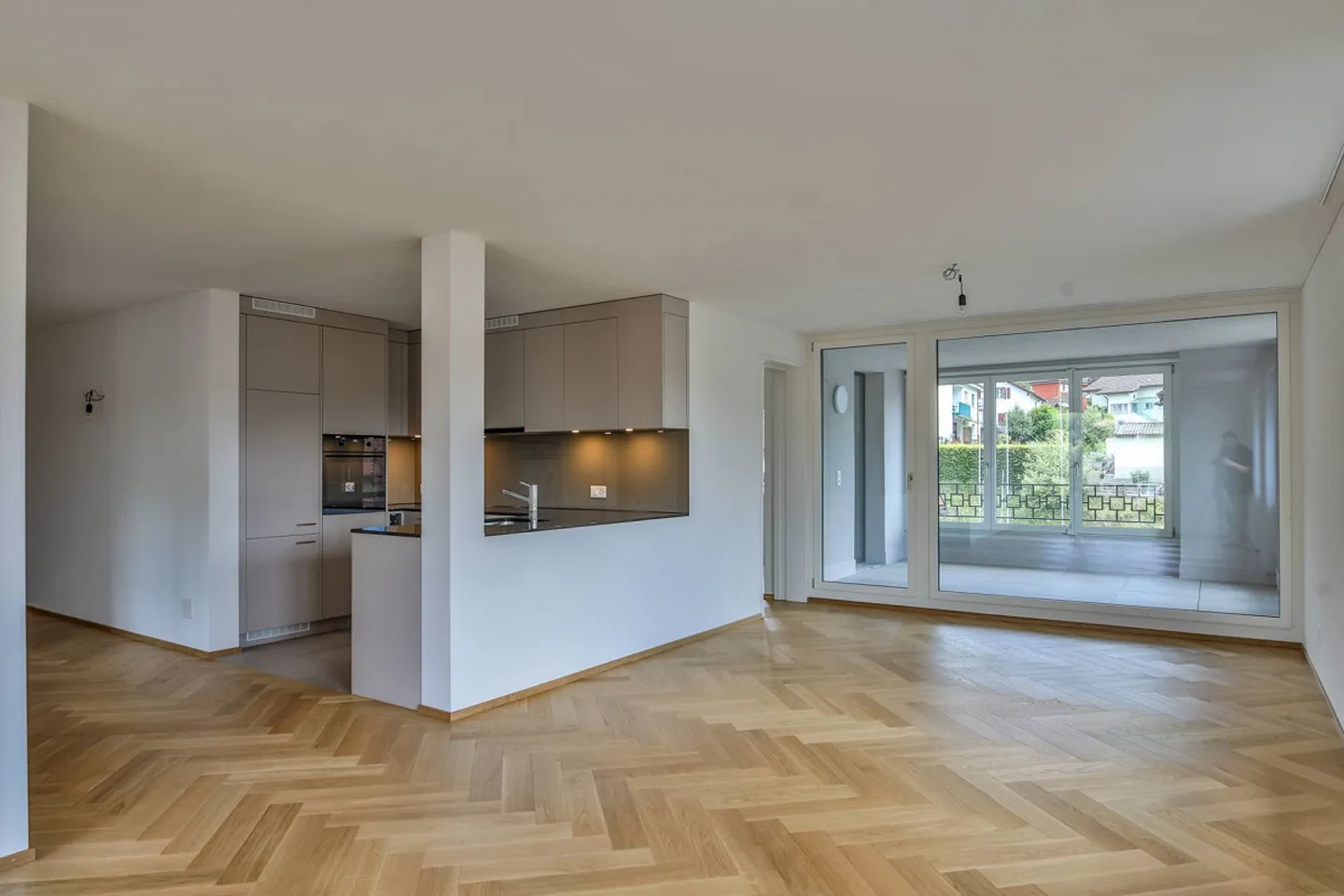 Hell, modern, central - Your new home? - Photo 2 of 9