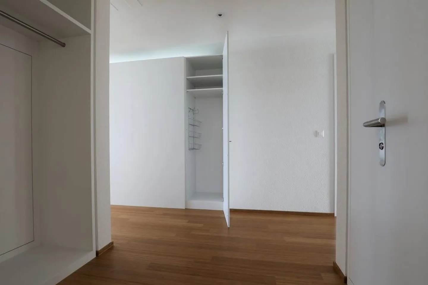 Living with a great terrace and free month - Photo 8 of 12