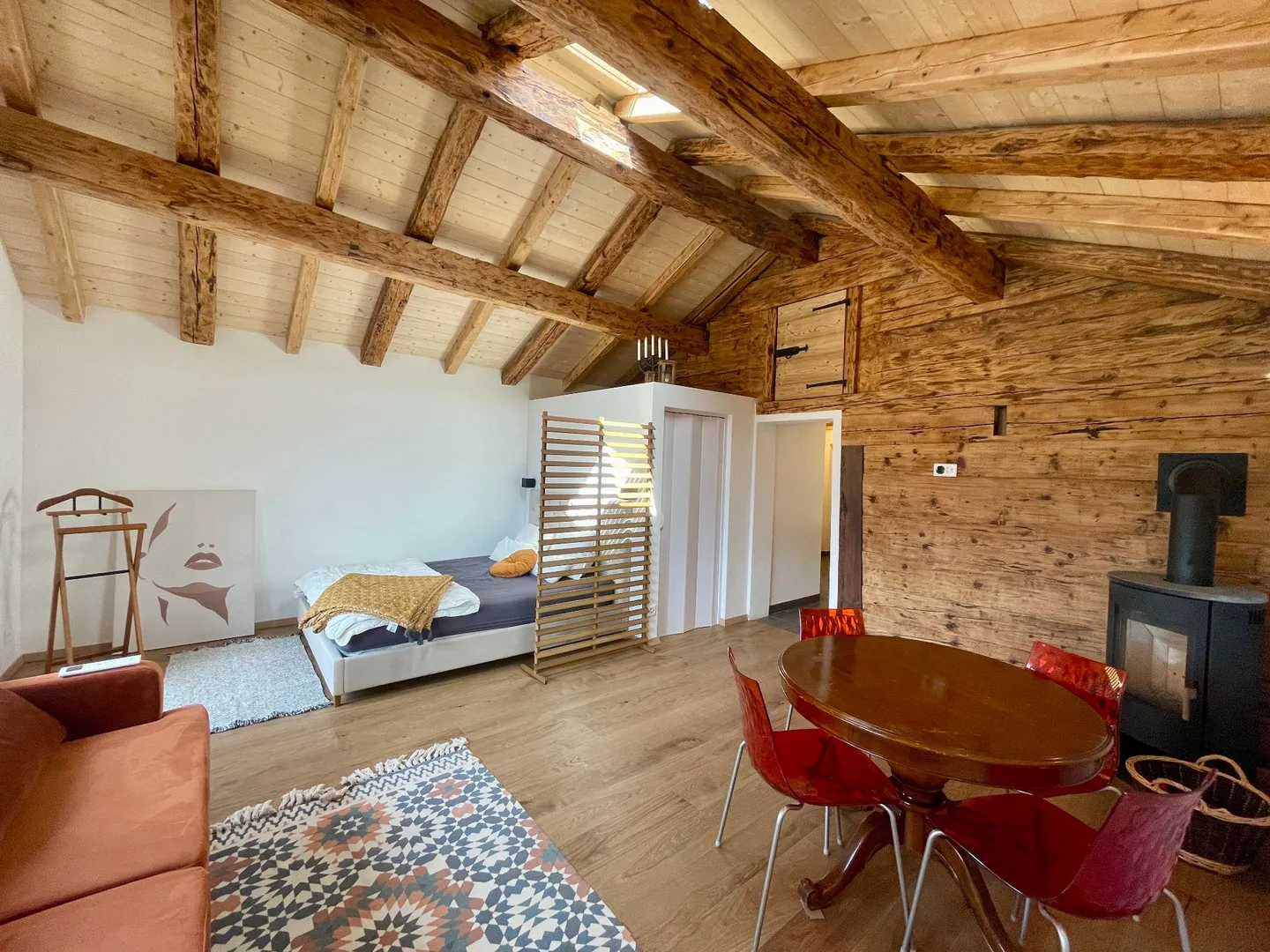 Charming Attic Apartment - Photo 2 of 6