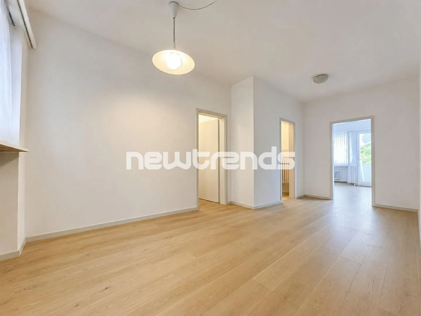 Lugano, 3.5 pièces entièrement rénovés dans un emplacement privilégié - Photo 9 sur 12