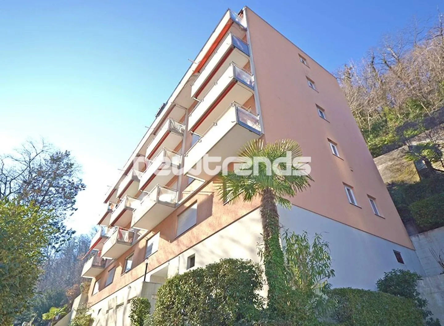 Lugano, 3.5 pièces entièrement rénovés dans un emplacement privilégié - Photo 2 sur 12