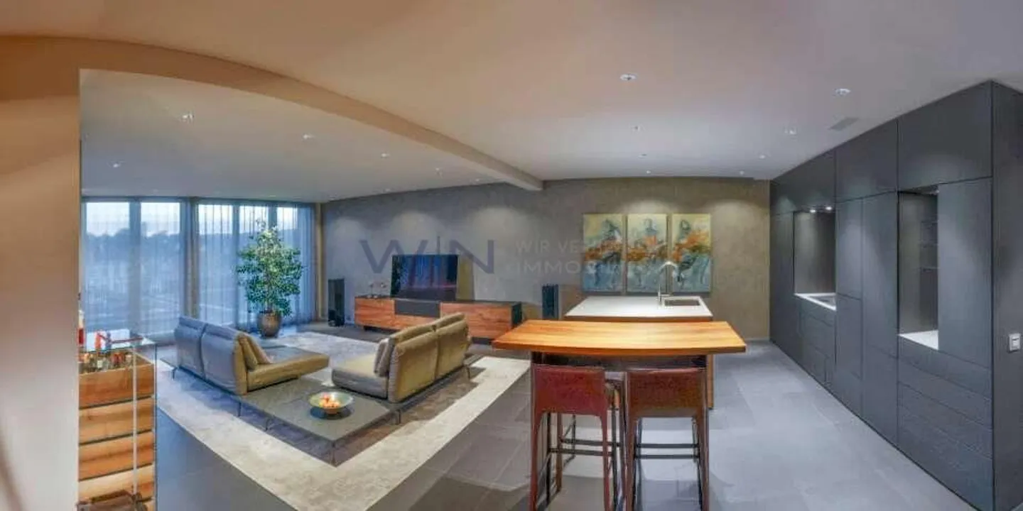 Loft Attique Exclusif de 4,5 Pièces - Photo 3 sur 13
