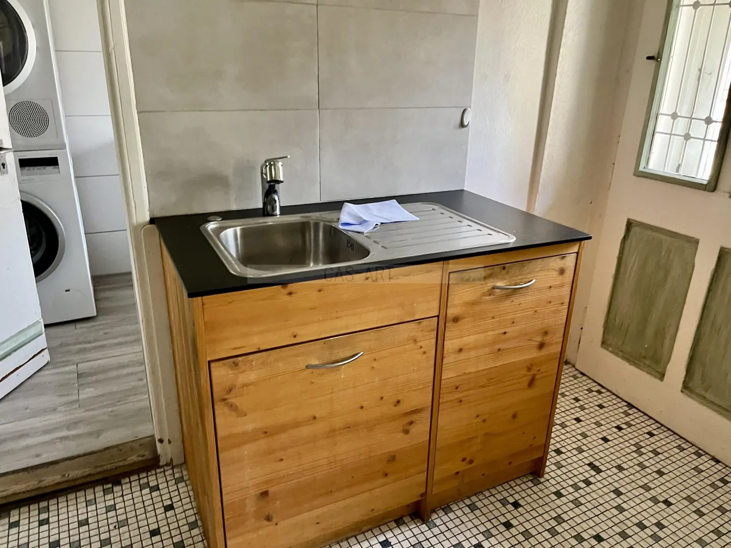 Maison en terrasse à louer - Photo 3 sur 8