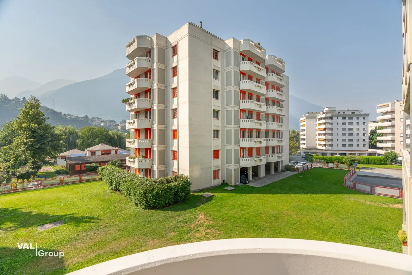 Compatto, luminoso, ben posizionato: Studio con balcone e cantina - Foto 6 di 13