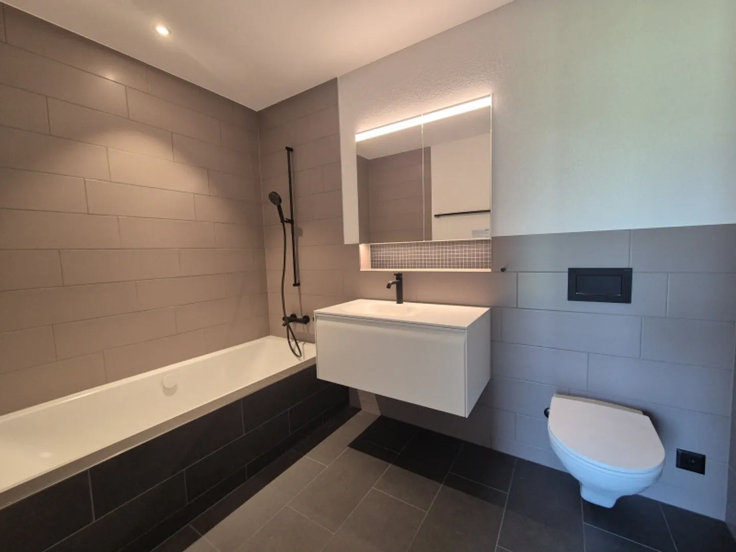 Welcome to Schädrütihalde 11 - Photo 6 of 9