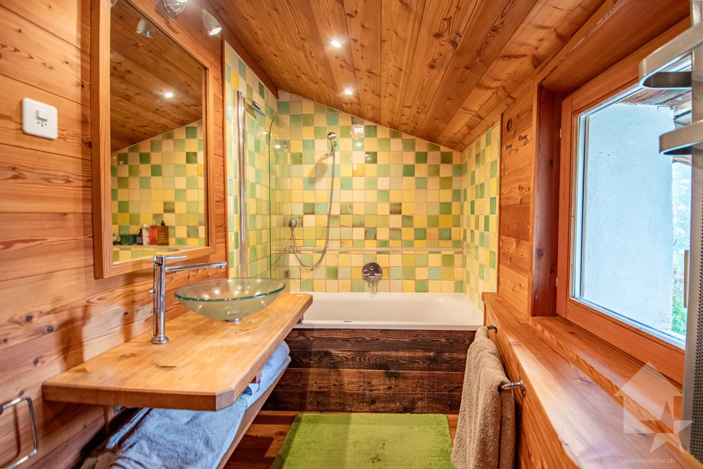 Detached house of 170 m² on a plot of 1,000 m² - Photo 15 of 21