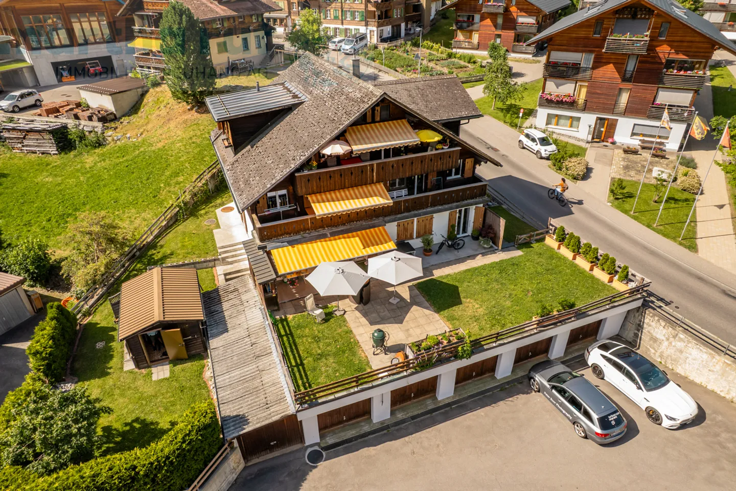 Charmantes Mehrfamilienhaus - Foto 1 von 22