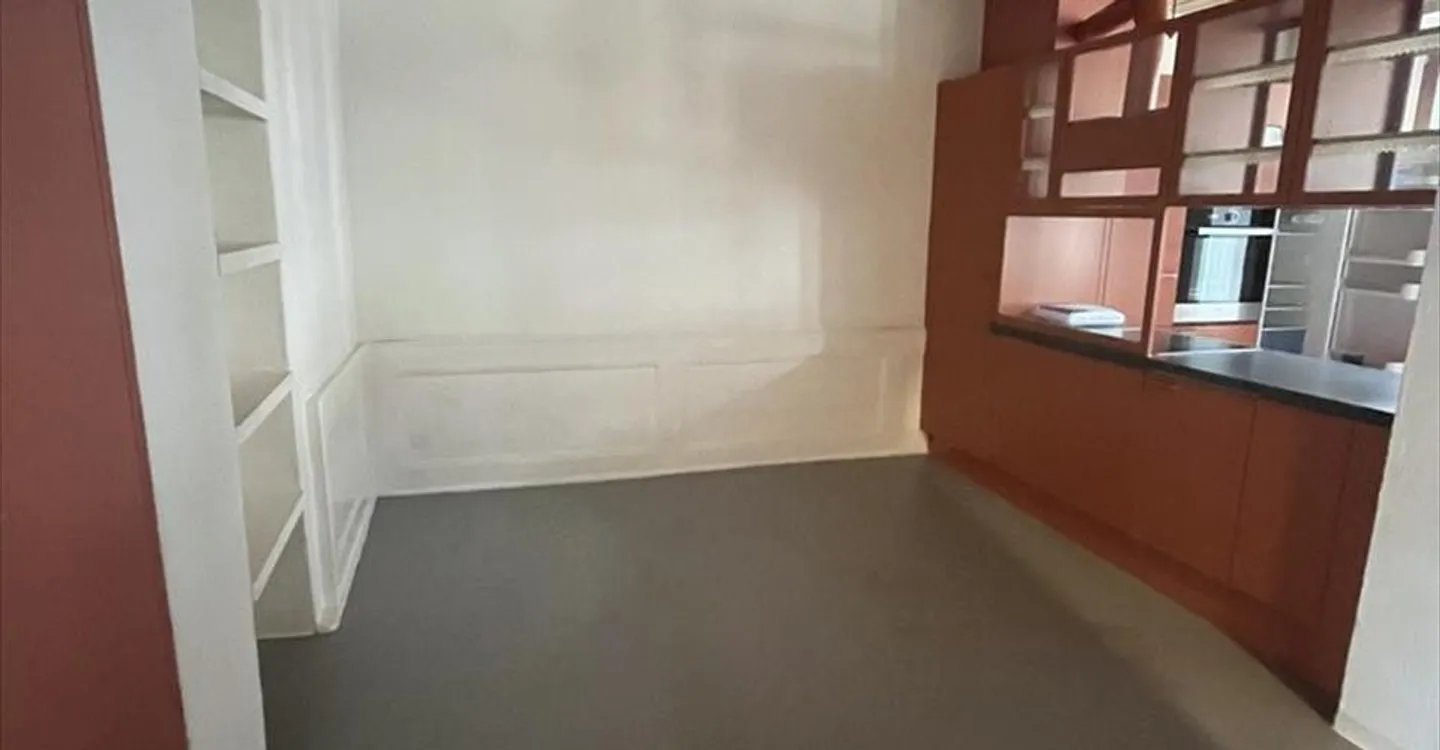 GRANDI 5,5 STANZE CON CHARME E PARQUET - Foto 1 di 6