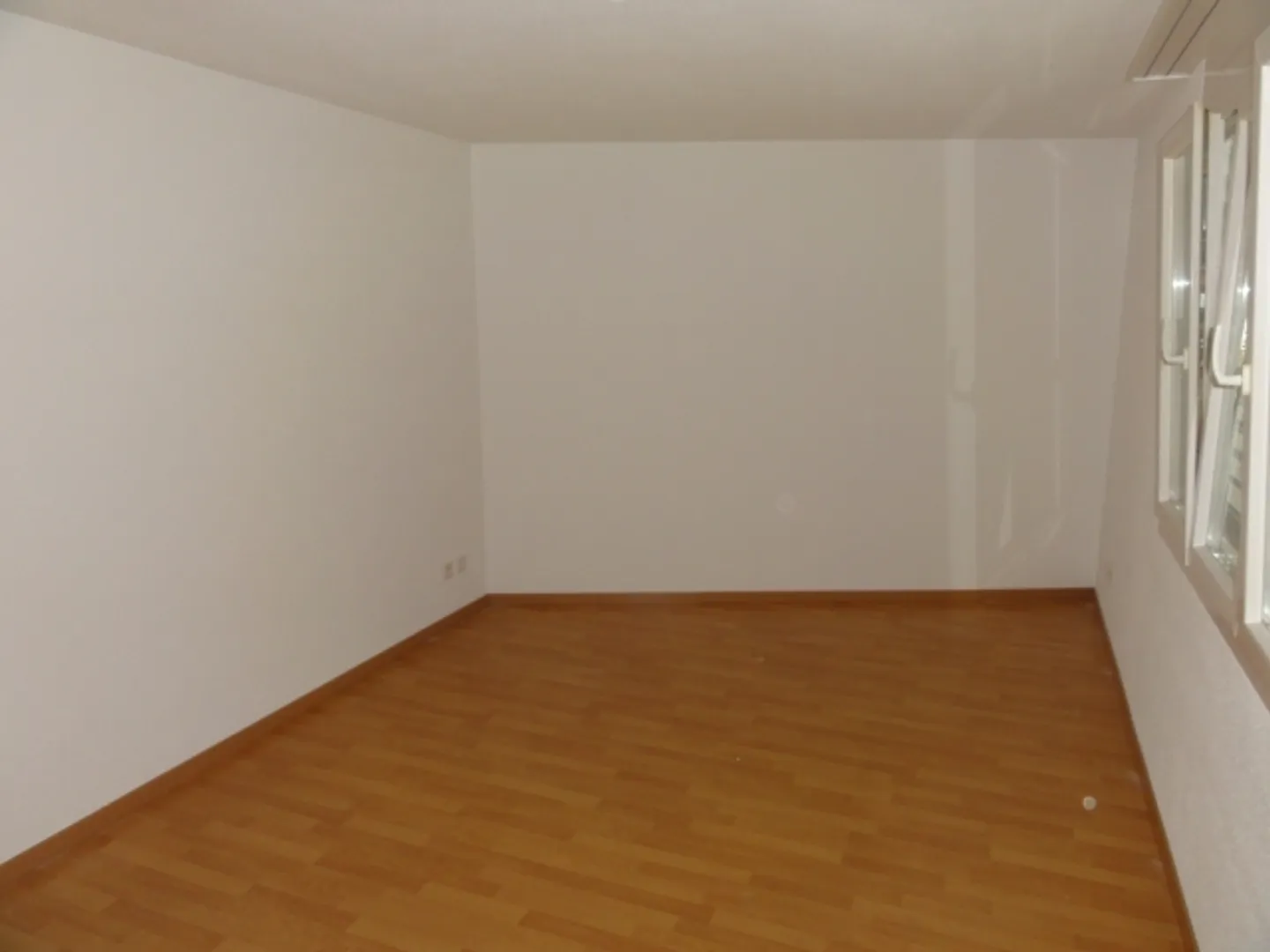 Moderne. Lumineux. Central: Appartement 3 1/2 pièces pour le confort - Photo 6 sur 10