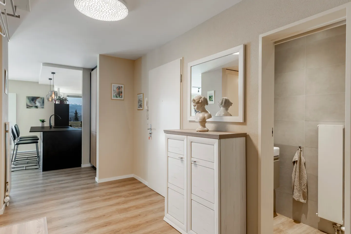 Appartamento ristrutturato con balcone - Foto 16 di 20