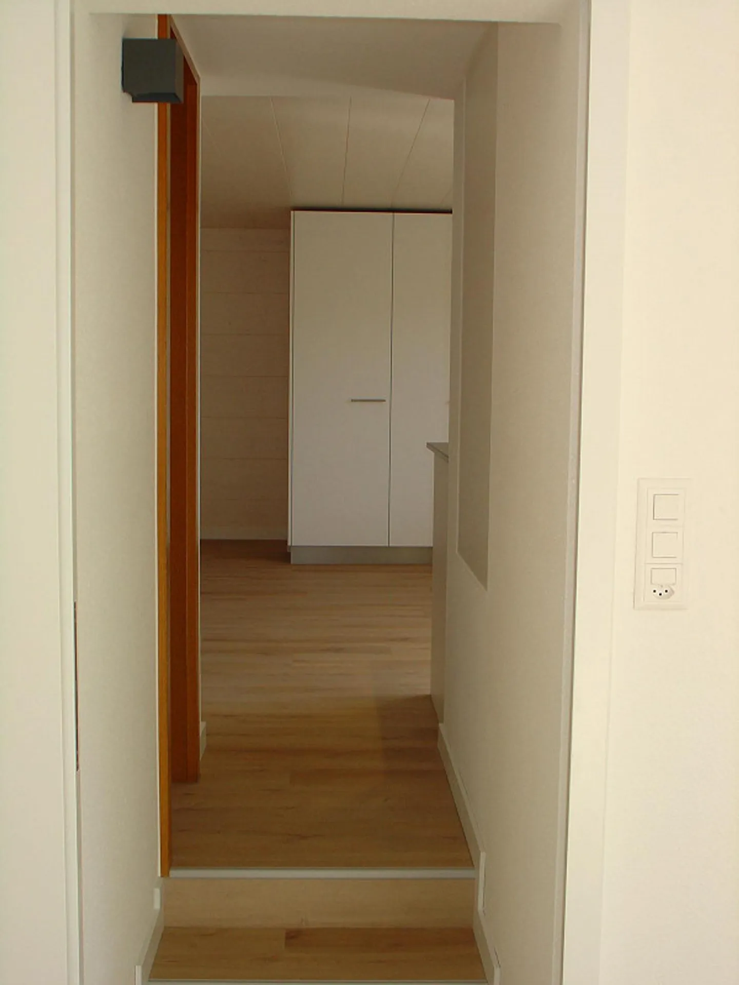 Completely renovated 2 1/2 - room apartment in Küssnacht am Rigi - Photo 10 of 11