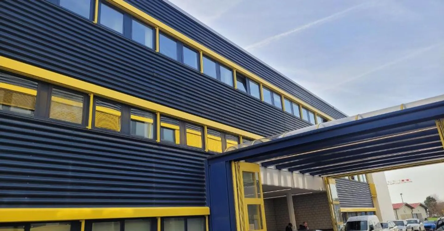 Superb office for rent in Gland! - Photo 2 of 4