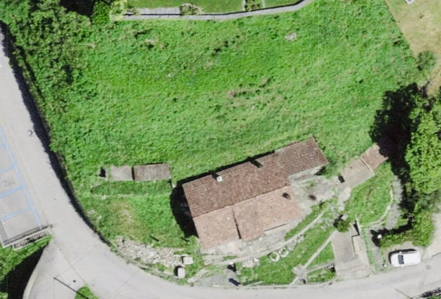 Casa vacanze unica con terreno adiacente - Foto 3 di 10