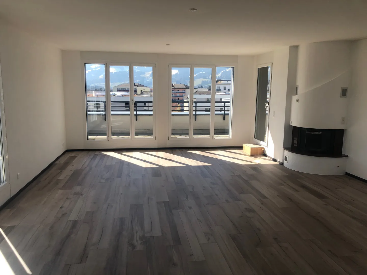 Appartamento in affitto - Foto 3 di 5