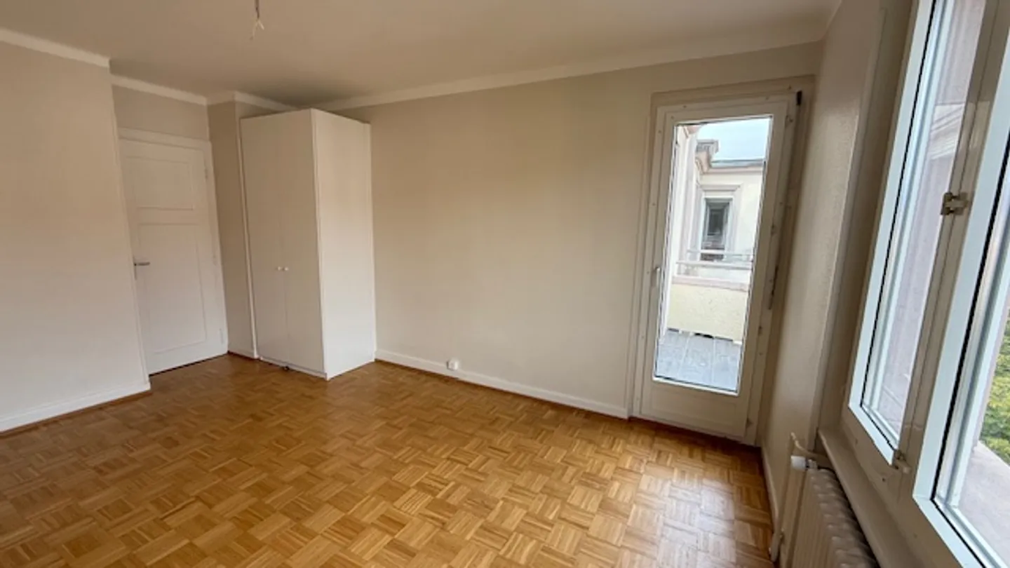 Magnificent 3-room apartment, 5th floor, approx. 70 m2 - Photo 6 of 11