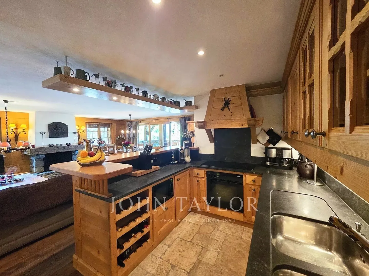 Superb recently renovated apartment 2 minutes from Médran (8 people) - Photo 4 of 12