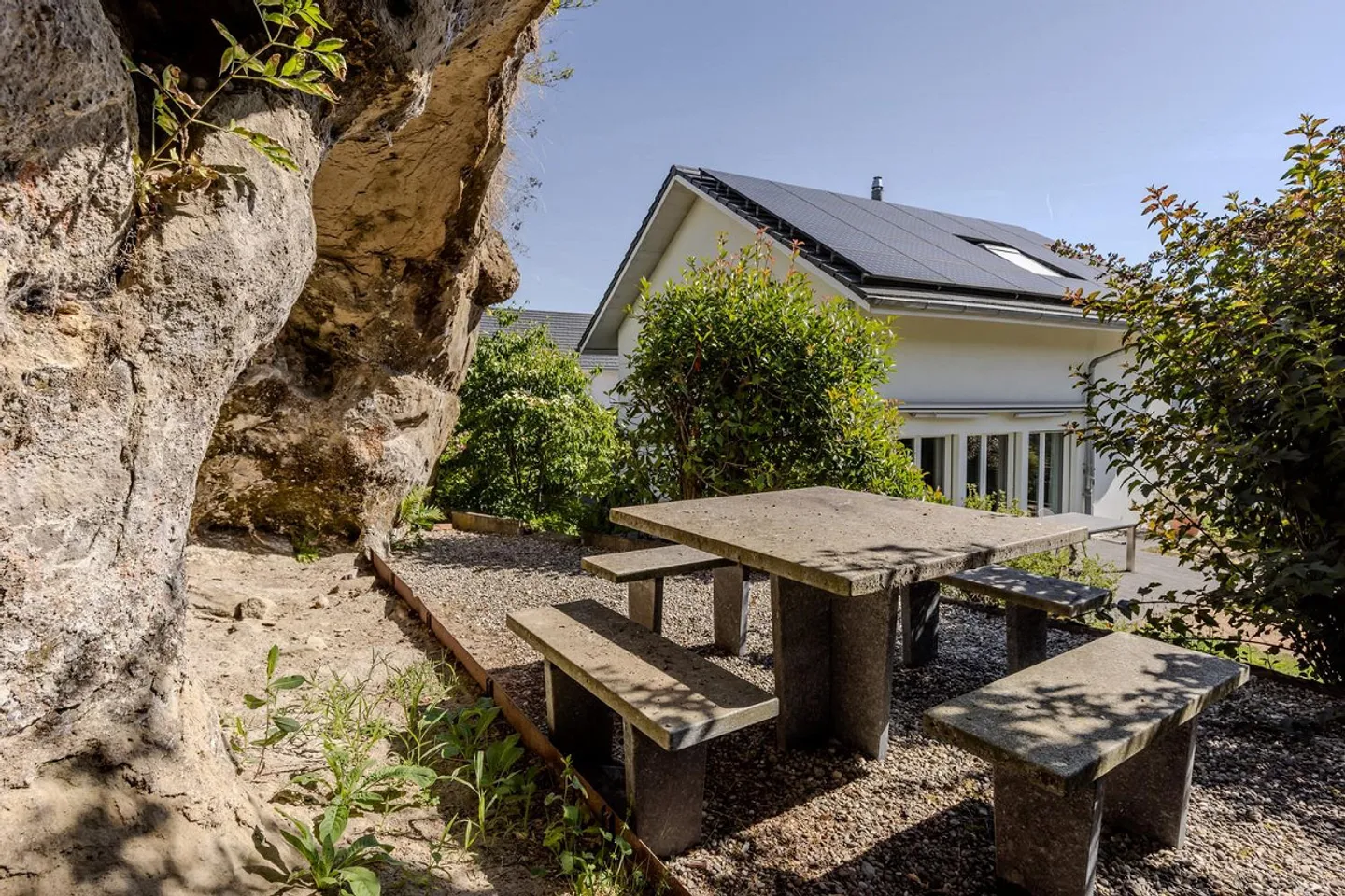 Casa unifamiliare di 5,5 stanze con garage doppio a Kaufdorf - Foto 2 di 13
