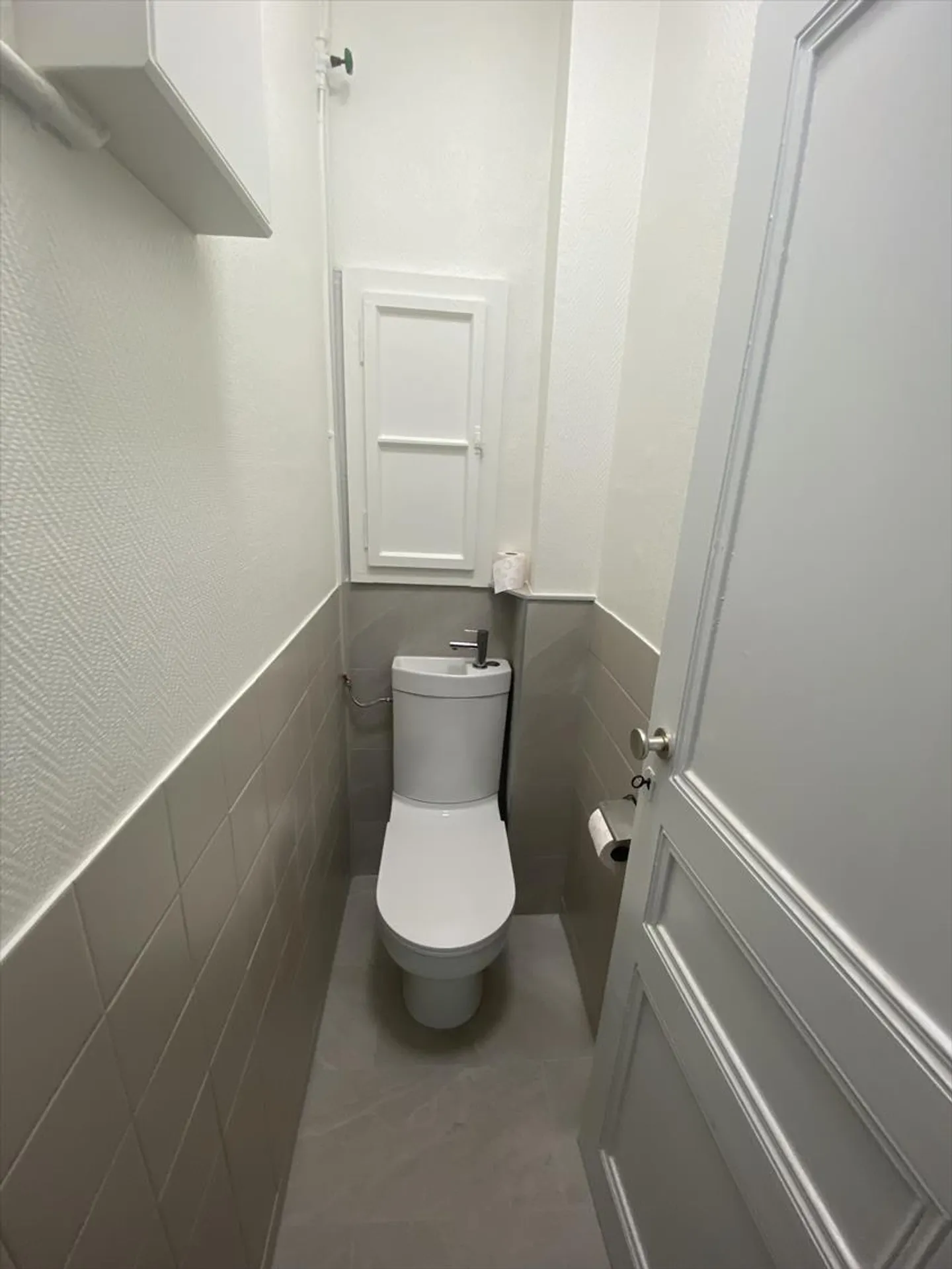 Prächtige helle Wohnung mit Balkon im Herzen von Neuchâtel - Foto 8 von 11