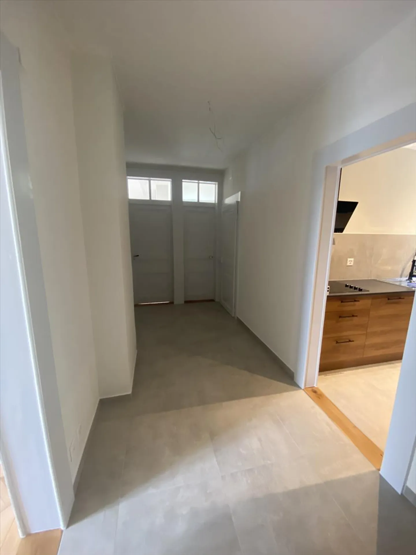 Prächtige helle Wohnung mit Balkon im Herzen von Neuchâtel - Foto 9 von 11