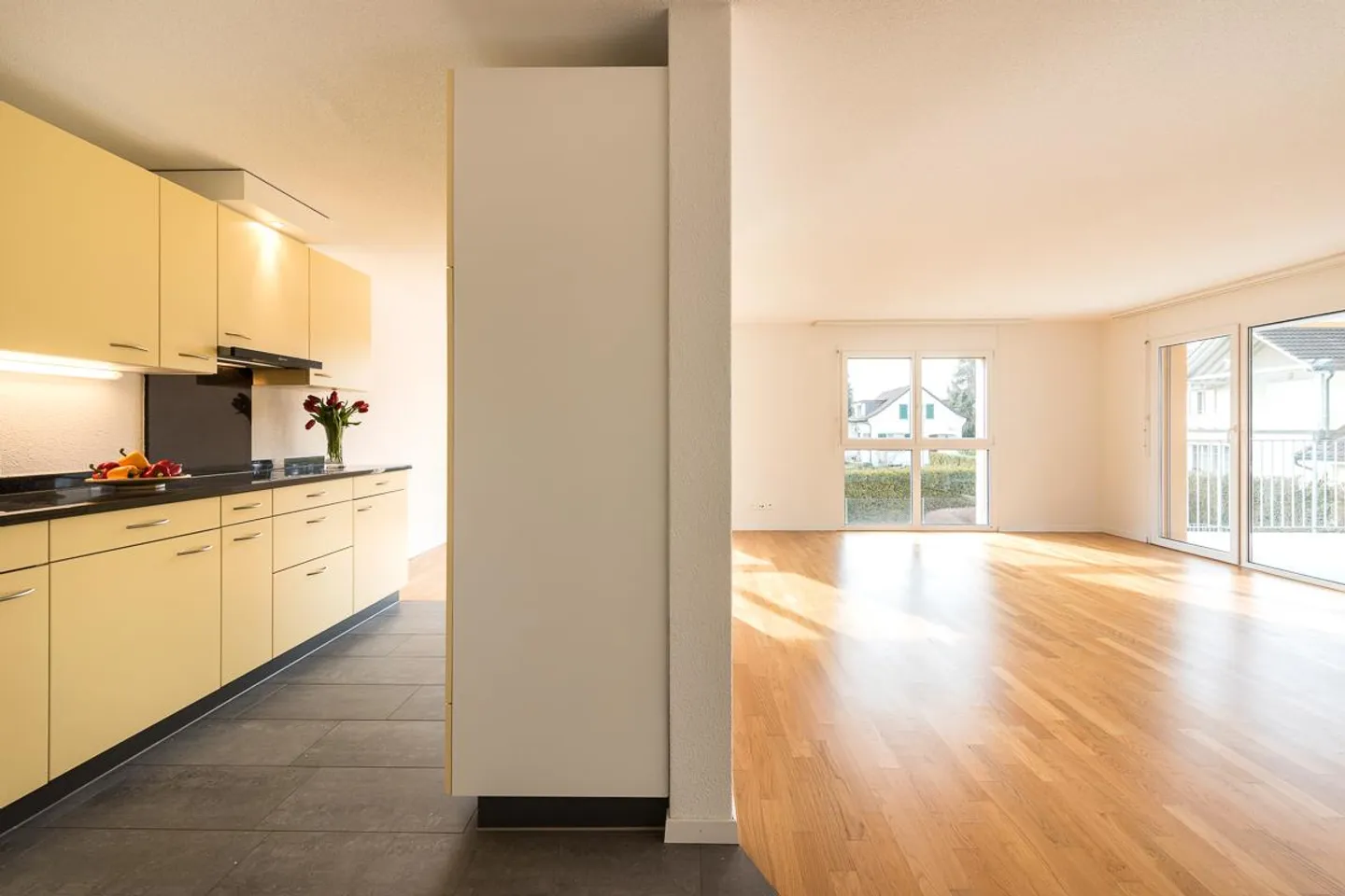 Attraktive 4.5 Zimmerwohnung in ruhiger Wohngegend - Foto 2 von 8