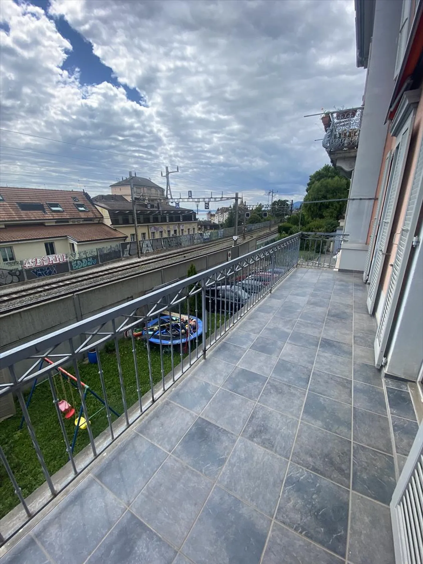 Prächtige helle Wohnung mit Balkon im Herzen von Neuchâtel - Foto 11 von 11