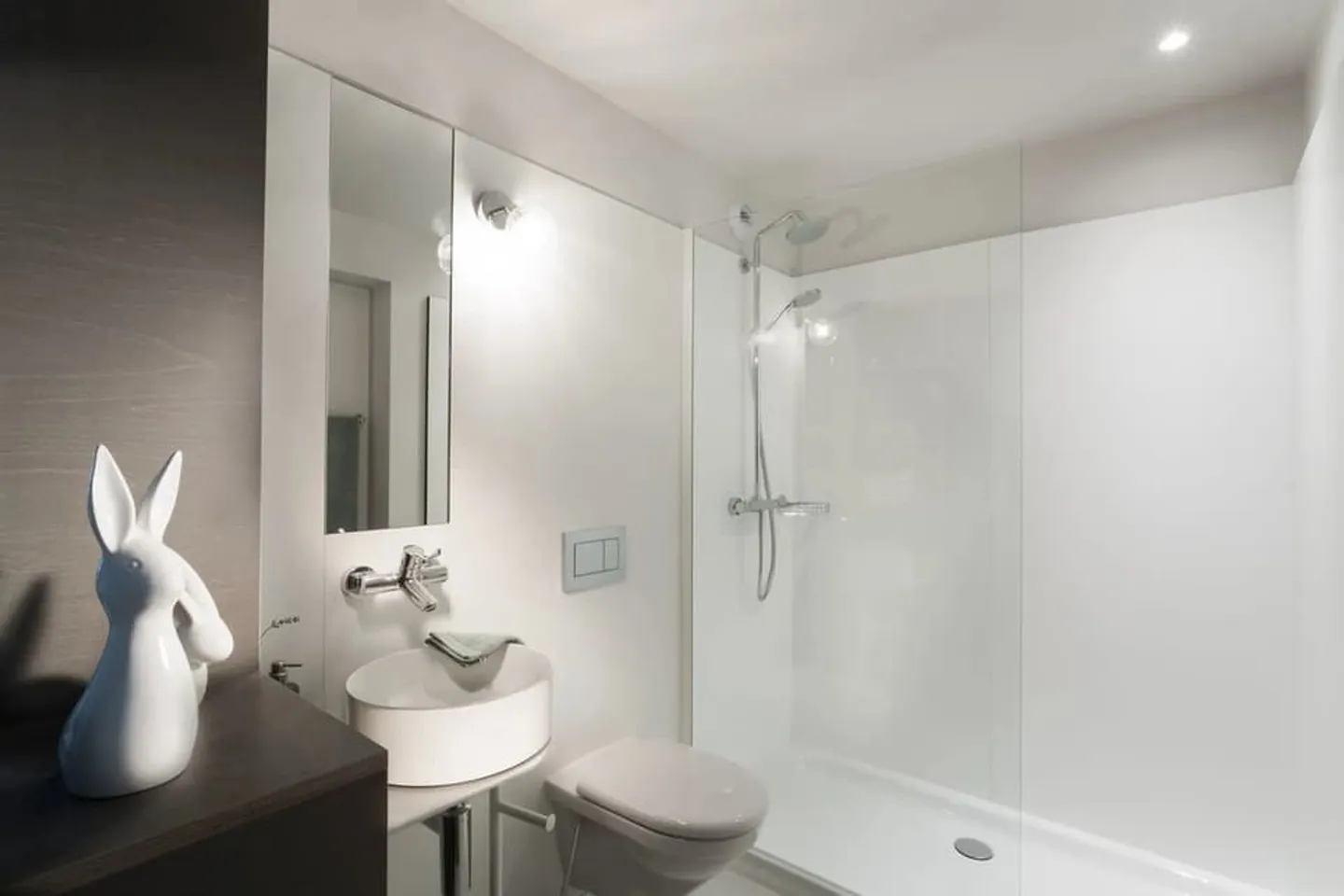 Premium möbliertes Studio - Foto 4 von 5