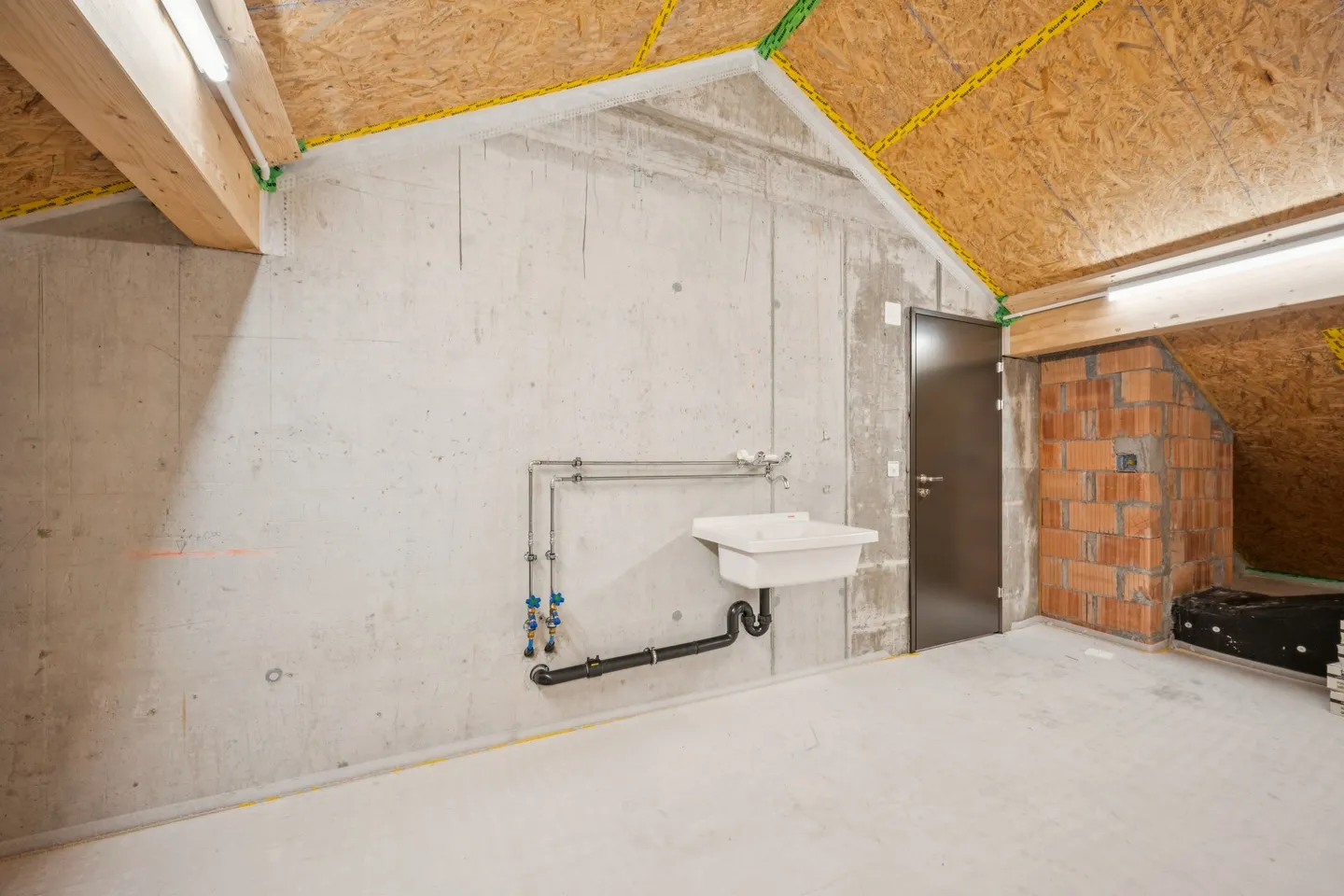 Vielseitiger Büro/Lagerraum - Foto 3 von 4