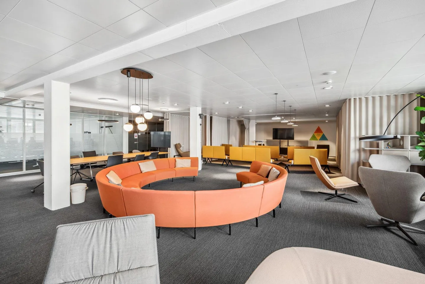 Office spaces with their own cafeteria, meeting arena & gym - Flexible b... - Photo 3 of 9