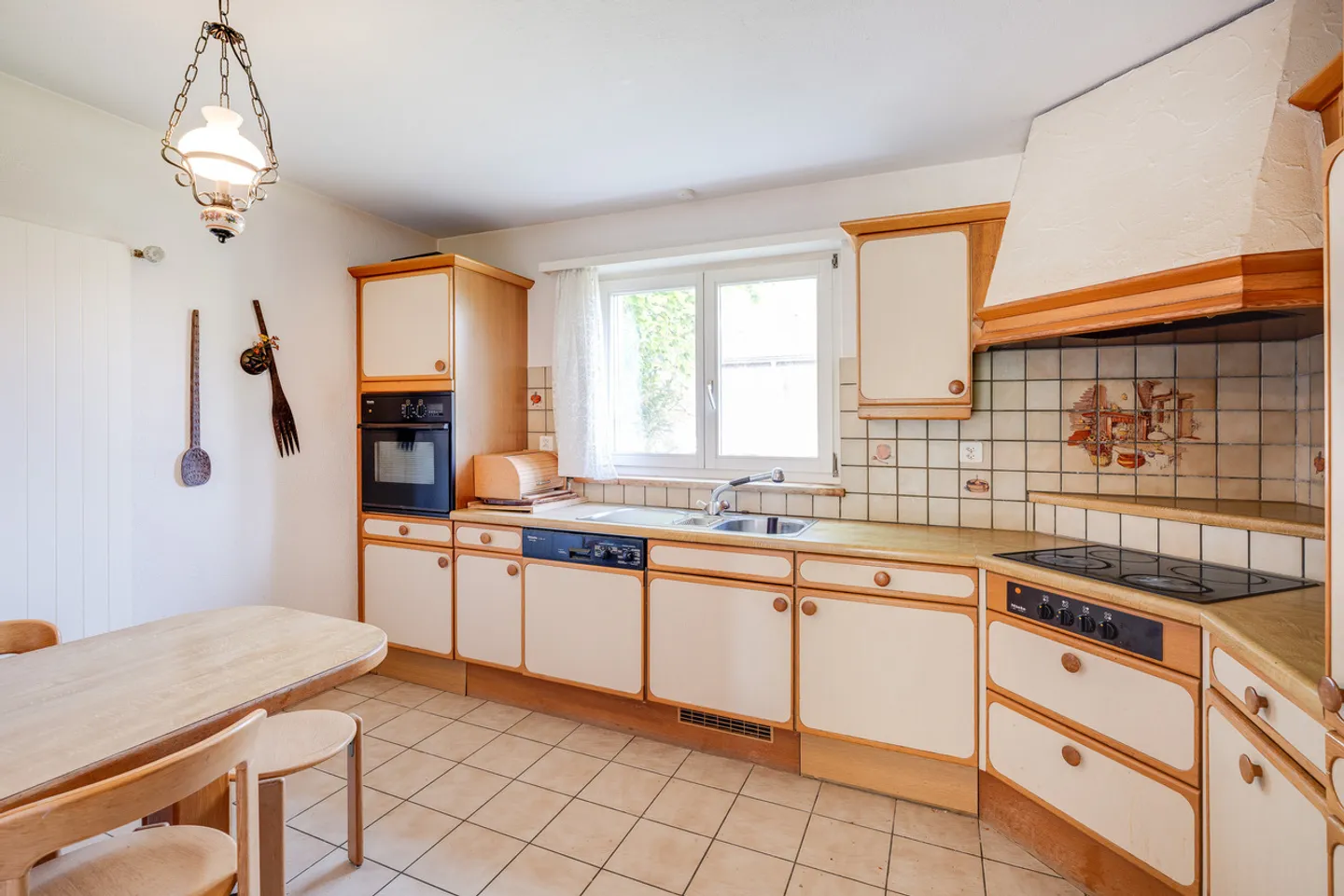 Your Home in Meyriez - Space for Your Dreams - Photo 3 of 24