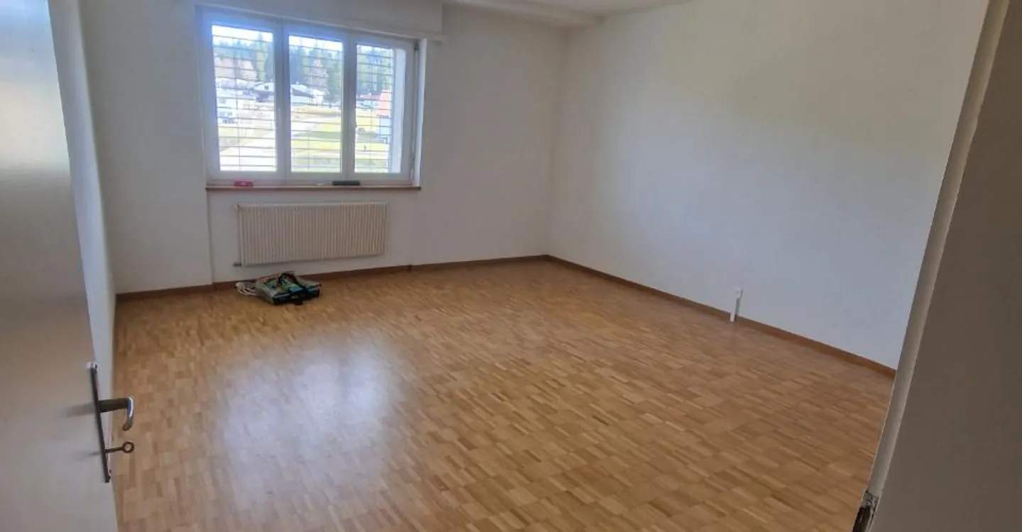 Große Wohnung in Courtine - Foto 3 von 8