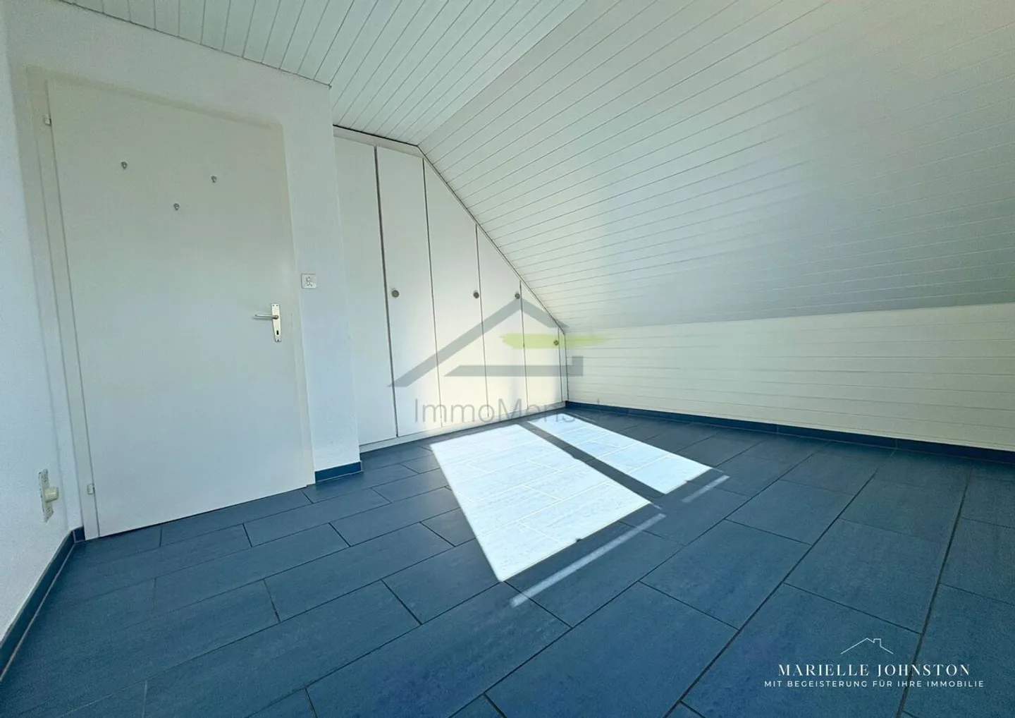 Maison individuelle de 4,5 pièces avec magnifique jardin à Biel-Benken - Photo 26 sur 33