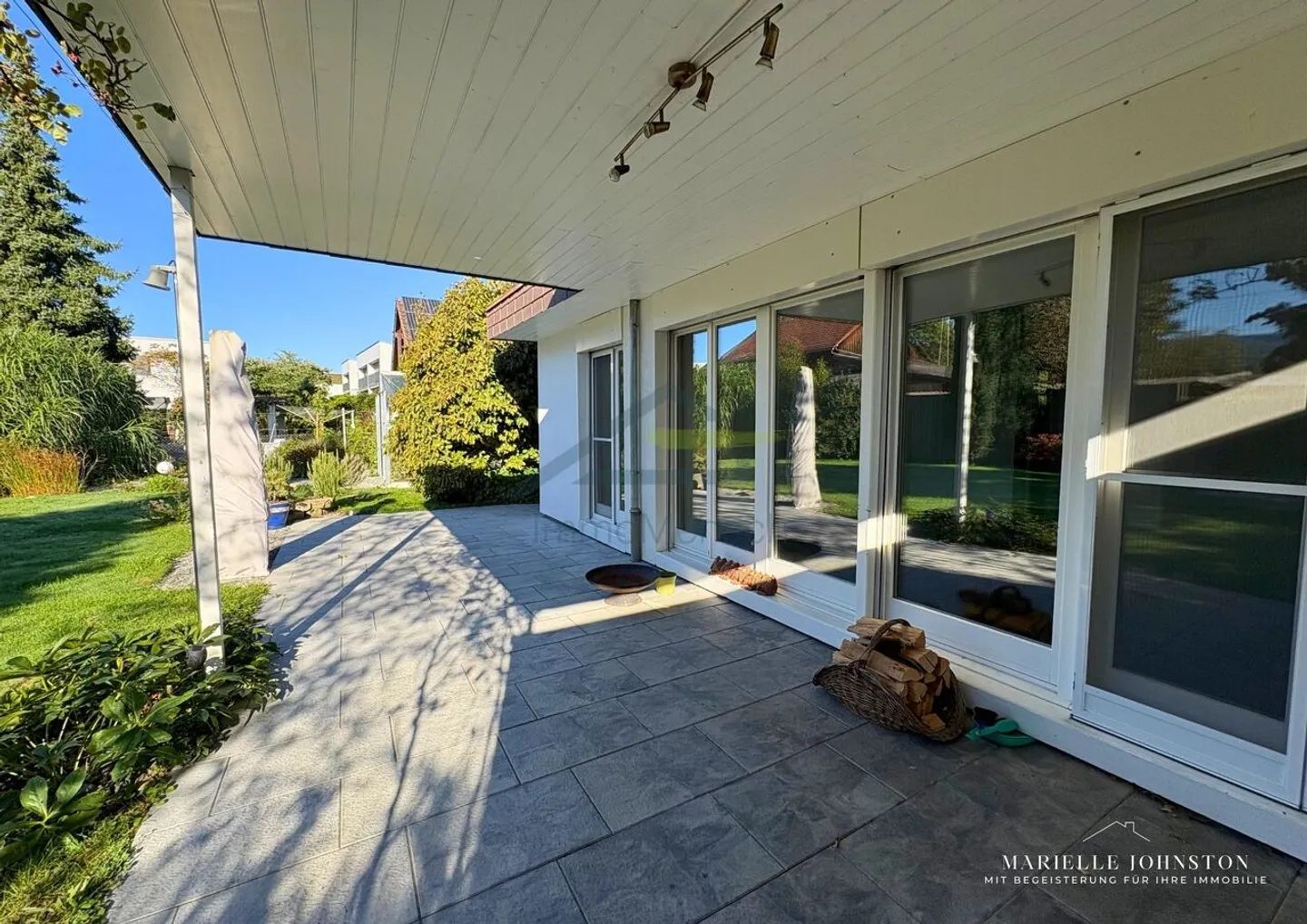 Maison individuelle de 4,5 pièces avec magnifique jardin à Biel-Benken - Photo 13 sur 33