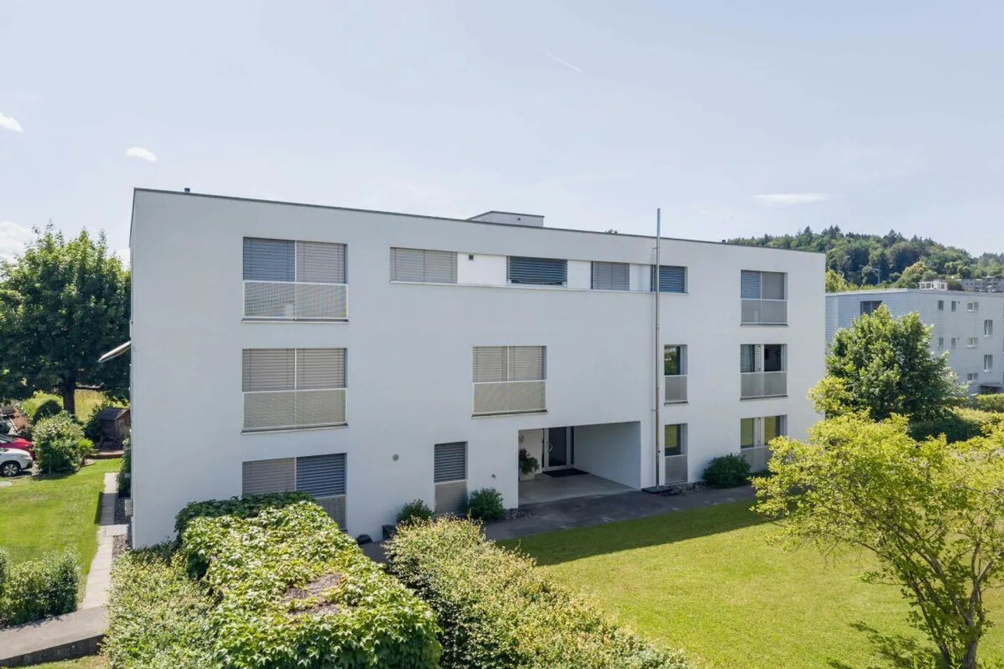 Spacious ground floor apartment with large garden in a quiet area - Photo 17 of 19
