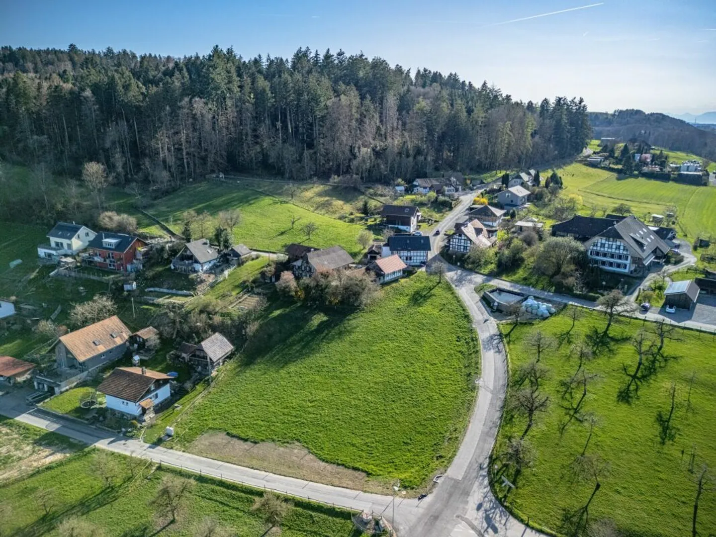 OTTIMO TERRENO EDIFICABILE A SCHÜPFEN - Foto 3 di 8