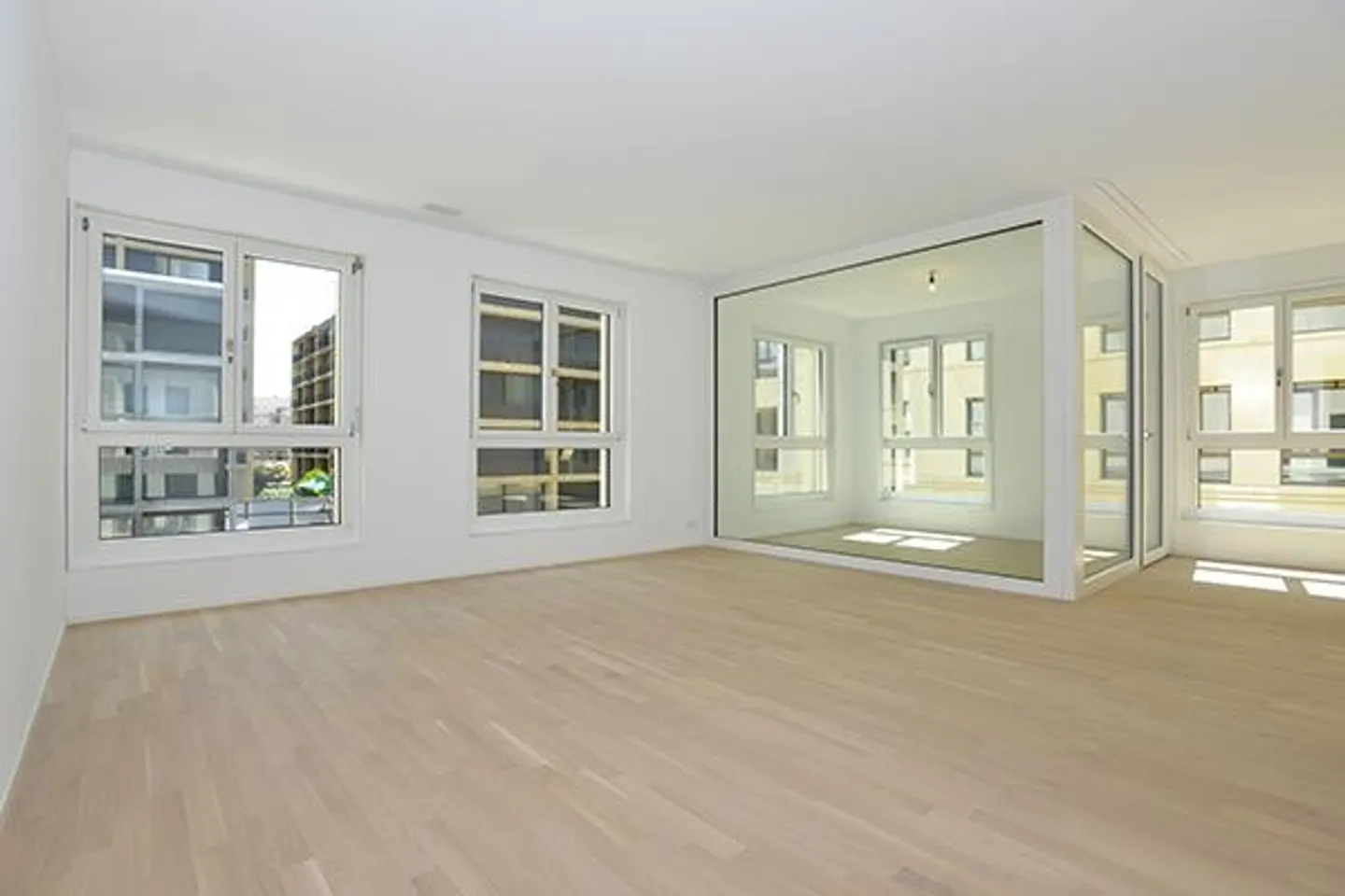 Modern Apartment in Uster - Photo 2 of 10