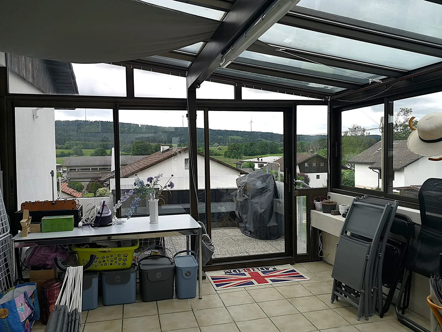 Casa bifamiliare in zona tranquilla - Foto 9 di 33