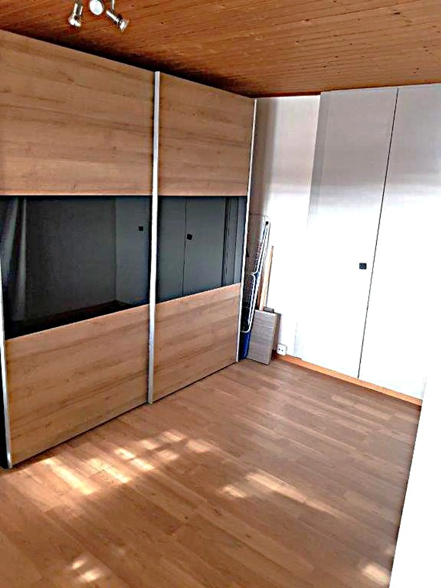 Casa bifamiliare in zona tranquilla - Foto 28 di 33