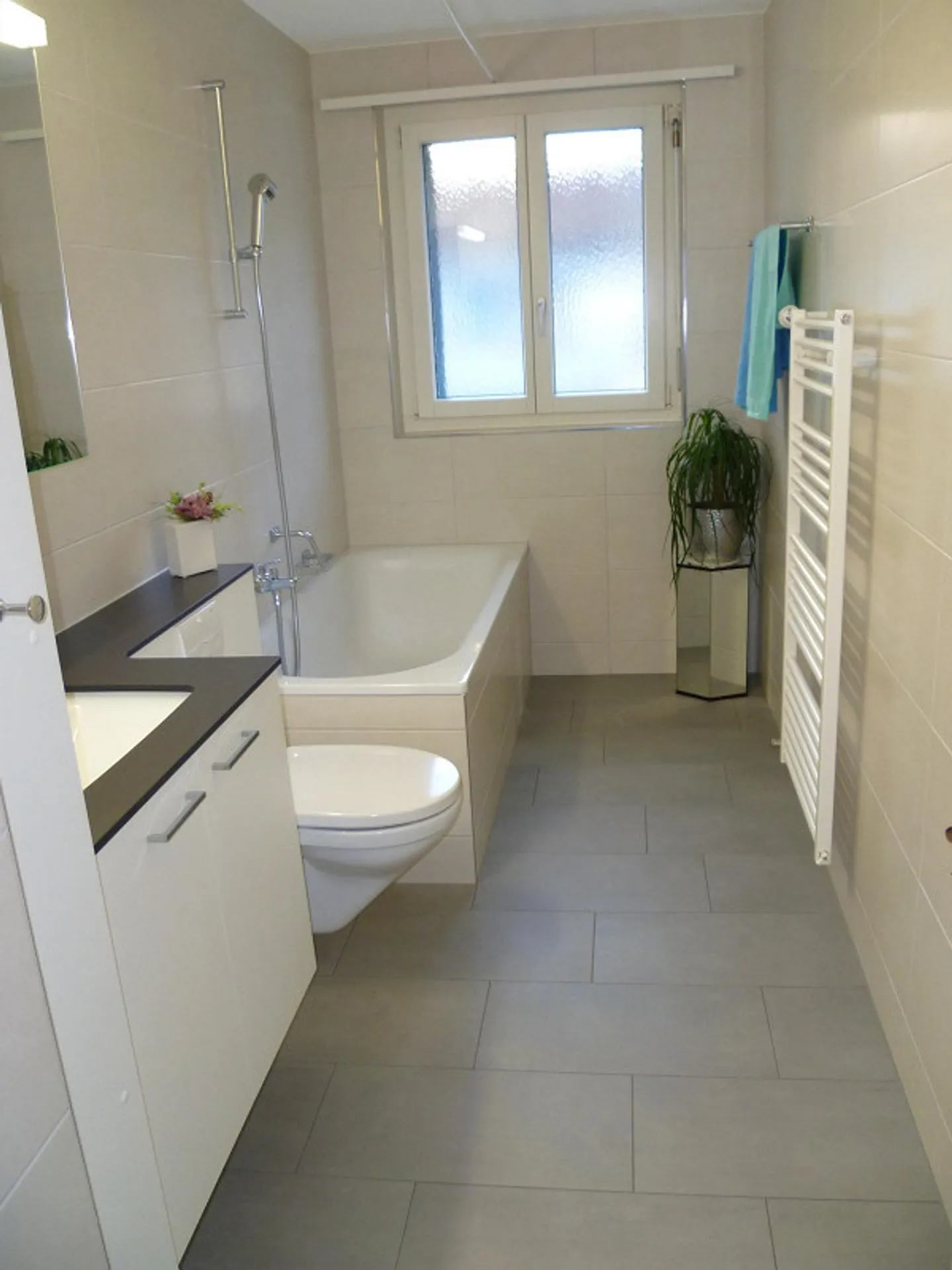 Affordable, very well located 4-room apartment - Photo 4 of 8