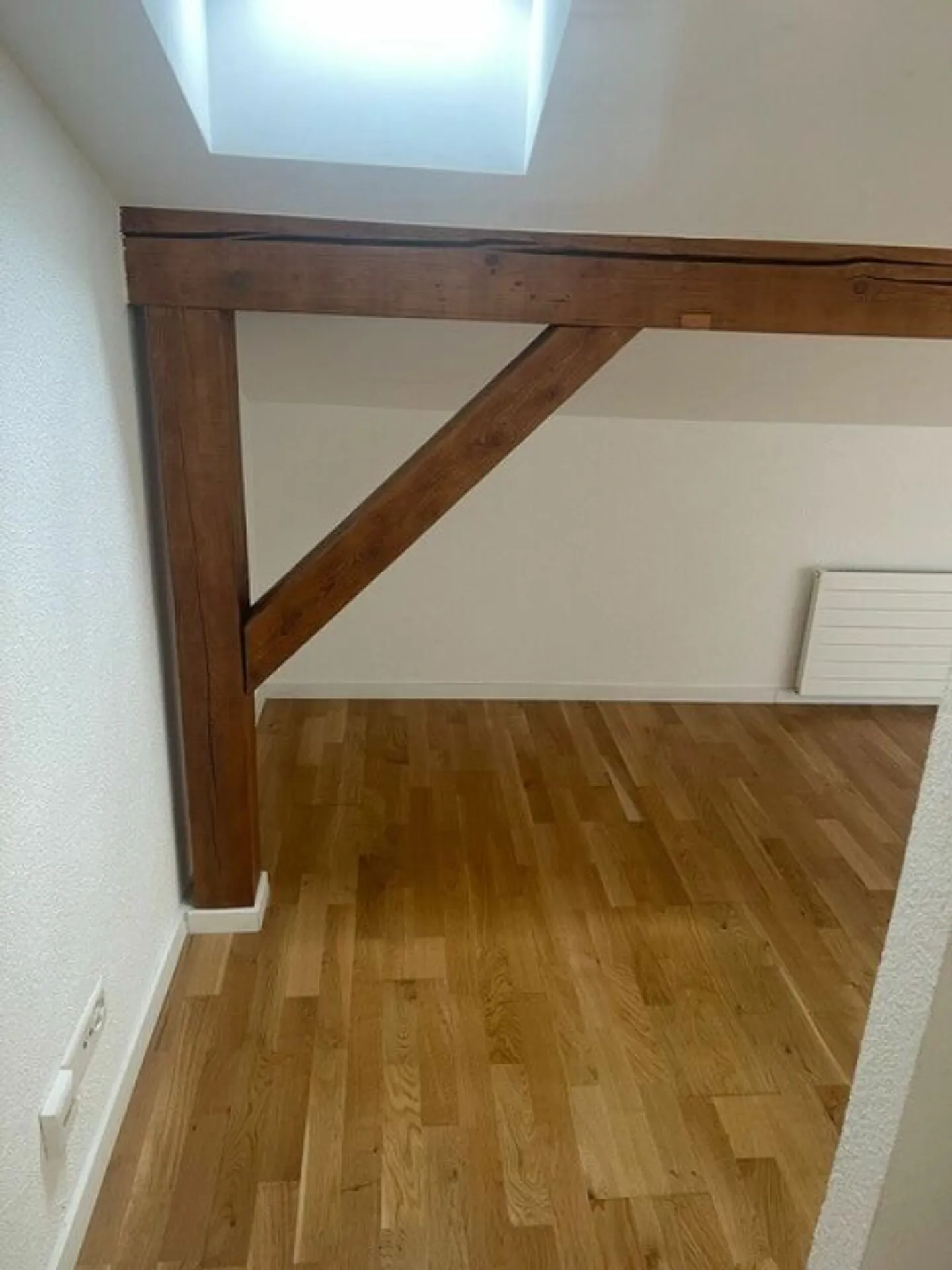 Appartement sous les combles moderne et charmant ! - Photo 4 sur 8
