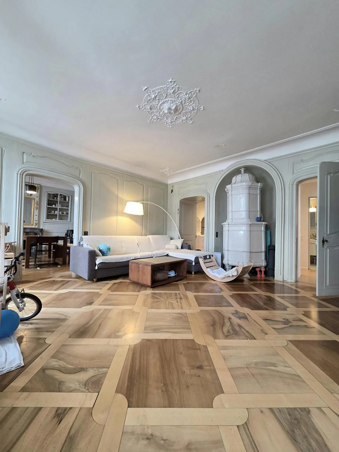 Stiloso e pieno di fascino – appartamento con 4 stanze nel cuore di Lucerna - Foto 4 di 7