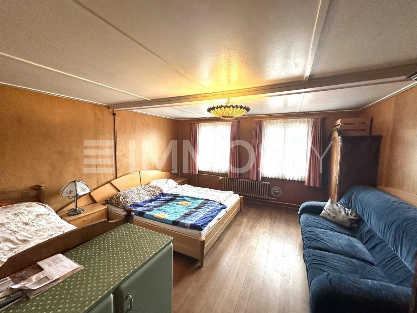 Residential building for sale - Photo 4 of 5