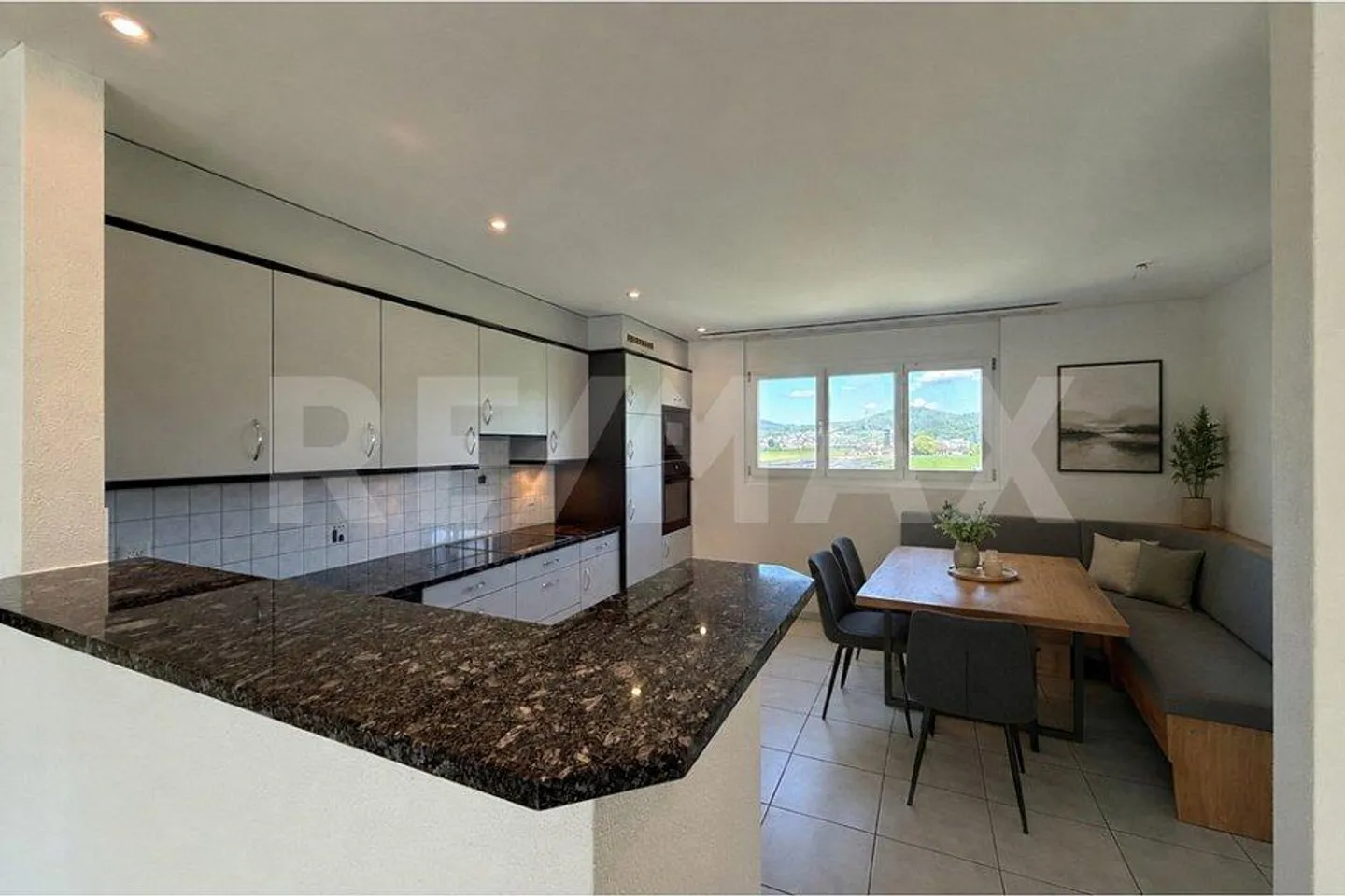 Quietly located, well-kept and with a lot of potential – 3½-room apartment ... - Photo 4 of 13